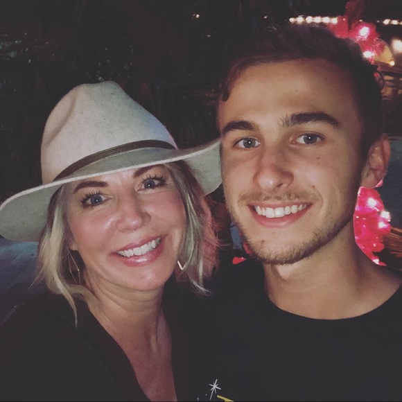 Let’s have some FUN~ FASHION FUN - Picture 3 of 6